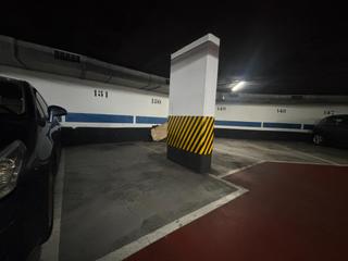 Aparcament cotxe  Carrer del consell de cent. Plaza de parking en alquiler en consel cent, ideal para su comod