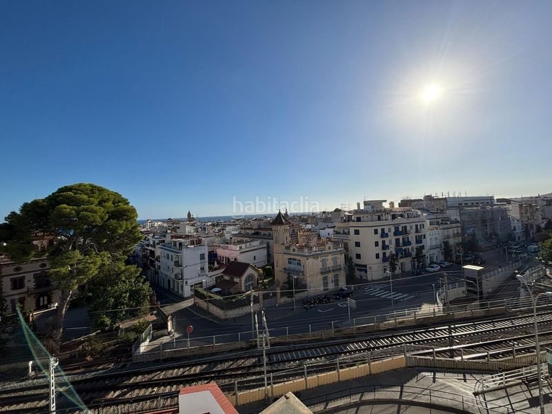 Foto cde4ff2c-d940-4442-a1c4-15923a7bdcfd. Àtic amb calefacció aparcament a Els Molins - Pins Vens Sitges