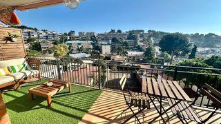 Pis  Avenida avinguda poal. Apartamento con terraza  zona comunitaria con piscina  y parking