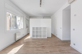 Etagenwohnung  Carrer dels madrazo