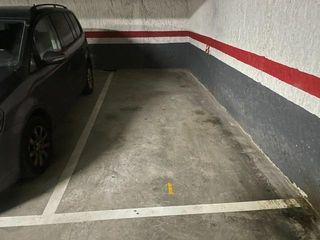 Aparcament cotxe a Prosperitat. Plaza de parking grande en oferta