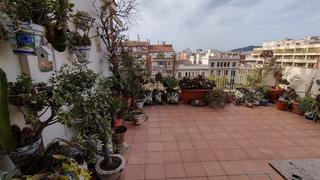Dachwohnung  Passeig de sant joan. "disfruta de unas vistas despejadas a sagrada familia desde la d