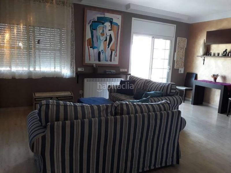 Foto 404ec092-7643-4c3e-a2ff-76a536683a6d. Maison avec chauffage parking dans Can Roca Castelldefels