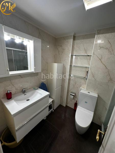 Foto 46d43a70-f319-45e4-8b9e-8133192e7405. Rent flat with heating in Los Castros Santander
