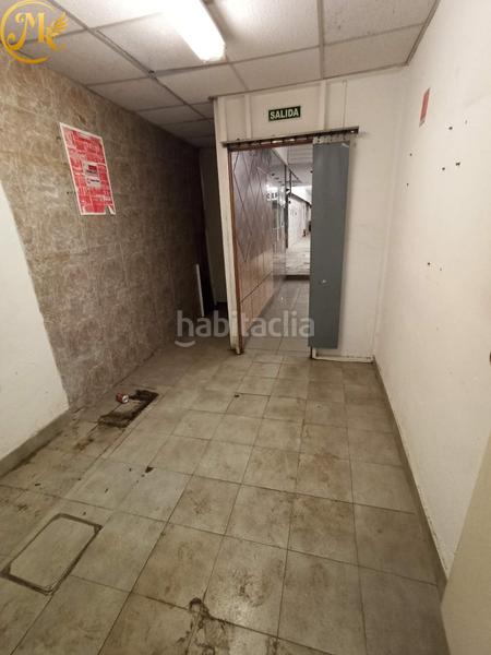 Foto 5b974090-4380-4577-ad33-d70647b75cbd. Locale commerciale in Cuatro Caminos Santander