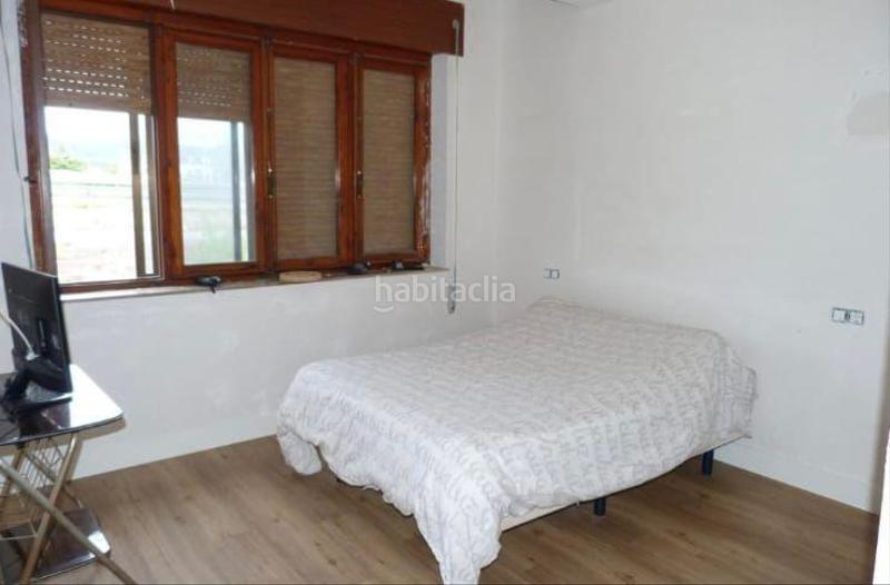 Foto b1de29b1-36c3-4fb3-8e45-b7796462a5d3. Casa amb aparcament a Polanco