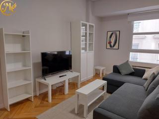 Location Appartement  Calle calvo sotelo. Piso en alquiler frente al ayuntamiento. buen edificio con ascen