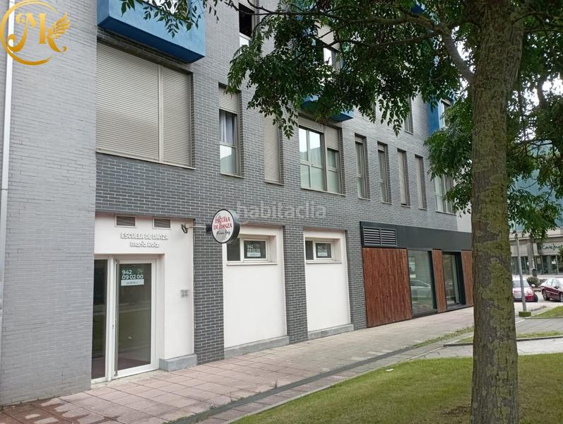 Foto a8fd4016-8e07-49a5-a1e1-22b7f9d02516. Locale commerciale in Peñacastillo - Nueva Montaña Santander