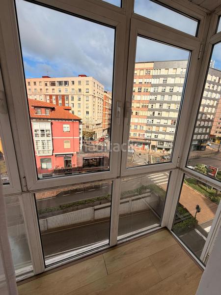 Foto 574a319f-22ac-47b7-8d81-a84a06502f9a. Alquiler piso  en alquiler junto a valdecilla. amueblado y equipado mejor que nuevo en Santander