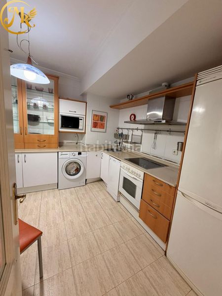 Foto b63cd91a-5b0f-4ce7-8120-c4b93545985a. Rent flat with heating parking in Centro - Ayuntamiento Santander