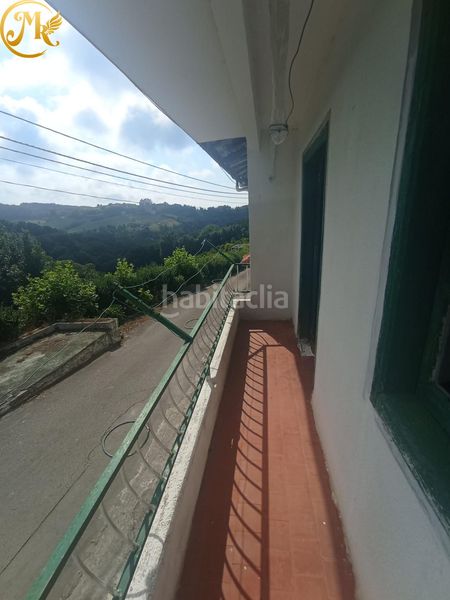 Foto e7b9c858-071b-4cad-aa0d-3c05ad65e3ee. Casa amb aparcament a Alfoz de Lloredo