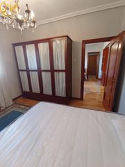 Rent Flat  Calle de sixto obrador. 3 habitaciones, amplio, luminoso, con 2 terrazas junto a valdeci