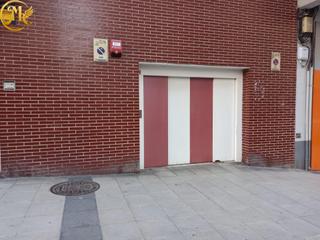 Aparcament cotxe  Calle alta. Plaza de garaje en calle alta. junto al lupa. a escasos 2 minuto