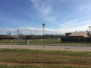 Terreny residencial  Migdia. Parcela en venta en medinyà