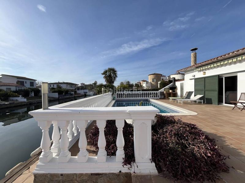 Foto 7d87840e-15bf-42bf-80d3-f08008baae00. Casa con riscaldamento parcheggio piscina in Tordera - Fluvià - Llobregat Empuriabrava