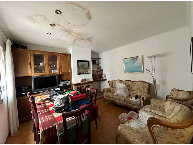 Foto b6fb7dd1-a815-4586-b2b9-bd374f9af81a. Édifice dans Bisbal d´Empordà (La)