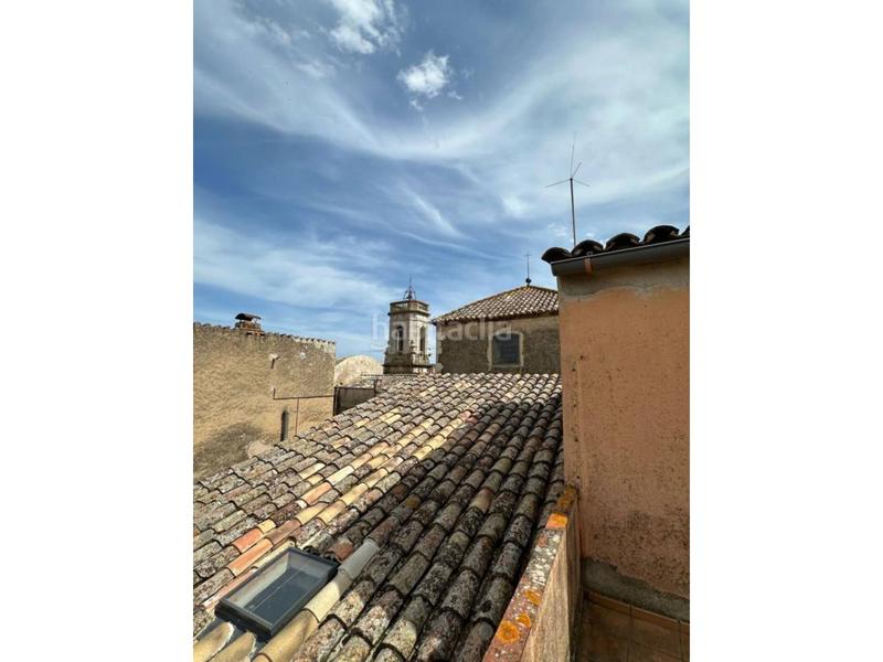 Foto fba594b4-819e-462f-a418-c5fc6e07ec61. Édifice dans Bisbal d´Empordà (La)