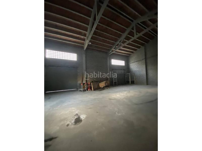 Foto 28fe71f0-a68c-4e2c-b753-9a179a462dc7. Nave industrial sarria de ter zona centro ayuntamiento nave industrial con patio en Sarrià de Ter