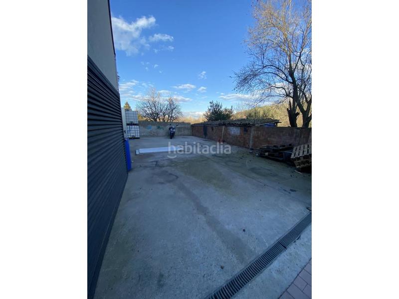 Foto 9d9a281b-bb3d-4282-92ae-7569bb5d4cc8. Nave industrial sarria de ter zona centro ayuntamiento nave industrial con patio en Sarrià de Ter