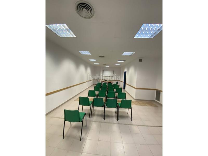 Foto e1e7b7b8-126f-4879-981e-6853a8e8cb40. Affitto locale commerciale in Sant Narcis Girona