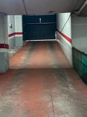 Aparcament cotxe a Carrer sant bru 4. Zona centre- francesc layret