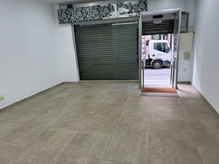Lloguer Local Comercial a Carrer de saragossa 22. Oportunitat per zona!