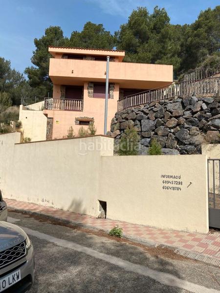 Foto 0fca4990-ac4a-4f37-a09c-d4dd8ba0fe1c. Edifici a carrer dels molins 83 a Riudecanyes