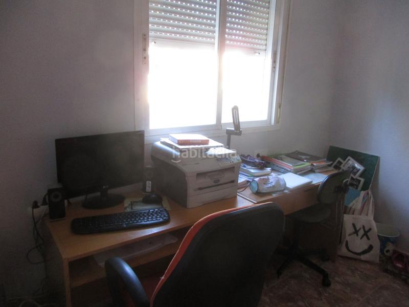 Foto 0dc11740-7be1-4940-a656-5d6d62ecb481. Casa adossada amb calefacció aparcament a Migjorn Reus