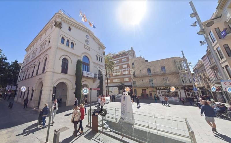 Foto 45d63f1b-547c-43f7-bacb-0edf1e9abd6d. Édifice dans Centre Badalona