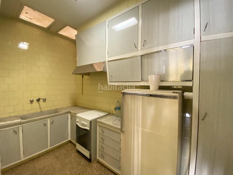 Foto 24097462-26bd-489a-a1ce-c4b525fe7a8a. Casa amb aparcament a Centre Badalona