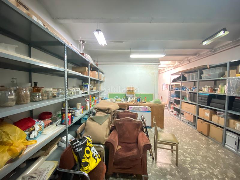 Foto 527f6807-def0-4ef9-954c-64edd6d49e5a. Casa amb aparcament a Centre Badalona