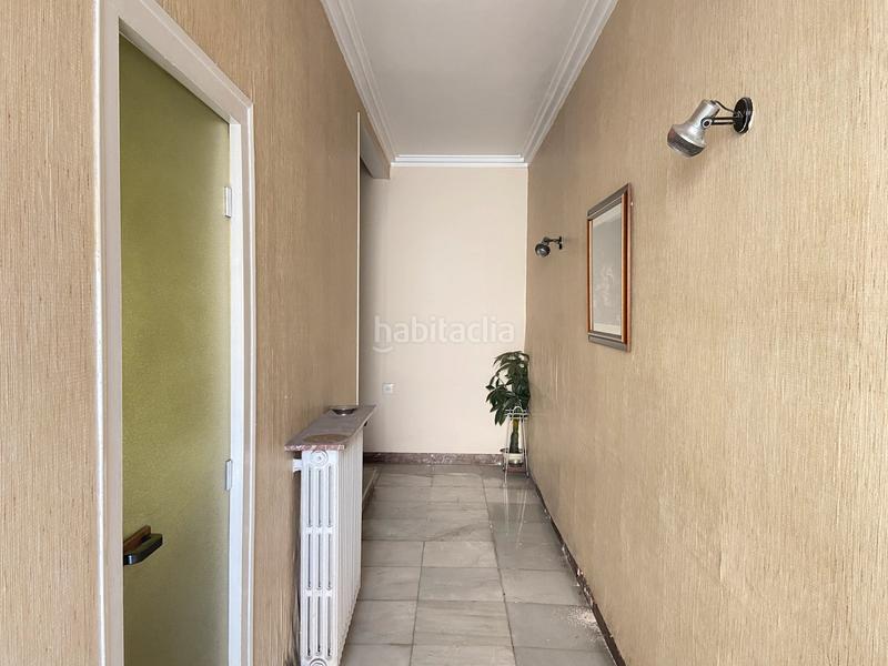 Foto 8f03ef95-900f-4c38-a784-660eb9c618b4. Casa amb aparcament a Centre Badalona