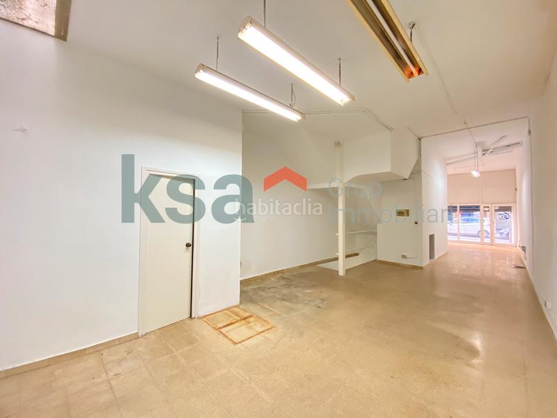 Foto 2a047edd-4d12-4336-a5d8-66a4fc5f4267. Local commercial dans Centre Badalona