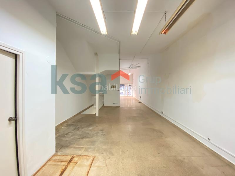 Foto 7c9b6472-0e63-4333-8e6d-d77f17a76a8a. Local commercial dans Centre Badalona