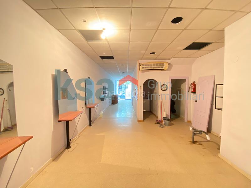 Foto aa6dcbef-1a4d-459d-851c-8053cb8fa906. Local commercial dans Centre Badalona