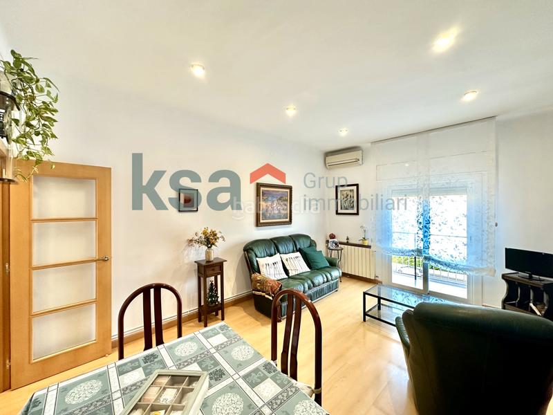 Foto 070ca5f7-fd1b-4837-a675-d555f9bc7689. Etagenwohnung mit heizung in Gorg Badalona