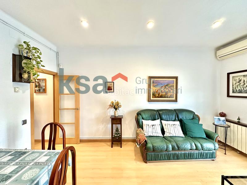 Foto 21352729-64ce-44f0-a26d-b62ea0db28c3. Etagenwohnung mit heizung in Gorg Badalona