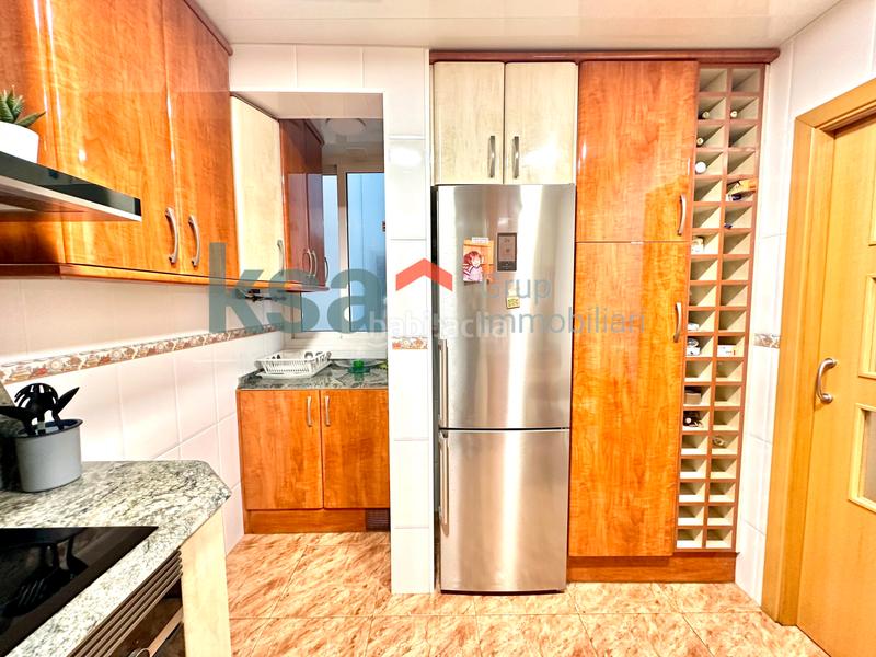 Foto 651d524e-d447-4213-828c-cceb15ae3241. Etagenwohnung mit heizung in Gorg Badalona