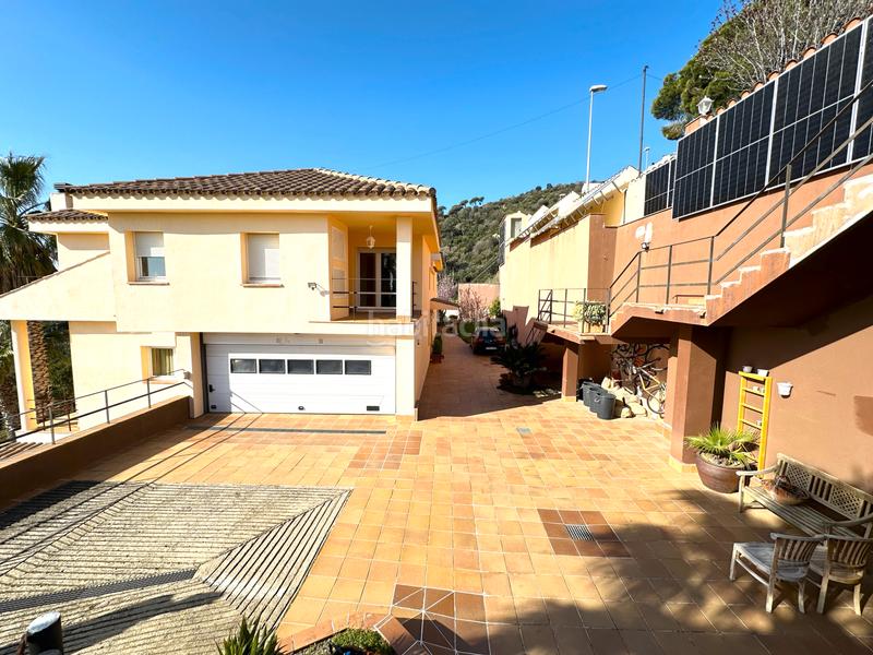 Foto 09db544a-f4d5-49fc-99f6-ba7457f7bd41. Haus mit kamin heizung parking pool in Mas Ram Badalona