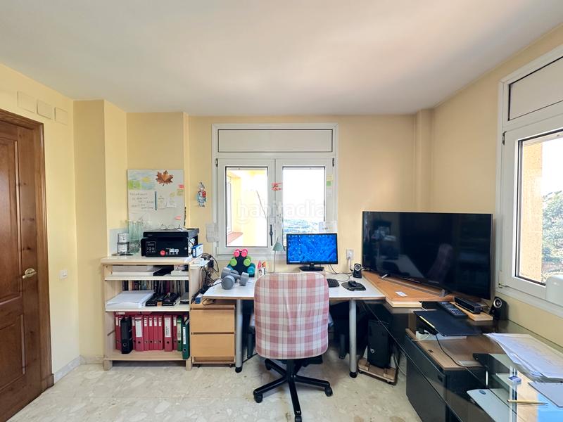 Foto 4bd91445-281c-4bae-8772-c53bb2eb0c97. House with fireplace heating parking pool in Mas Ram Badalona