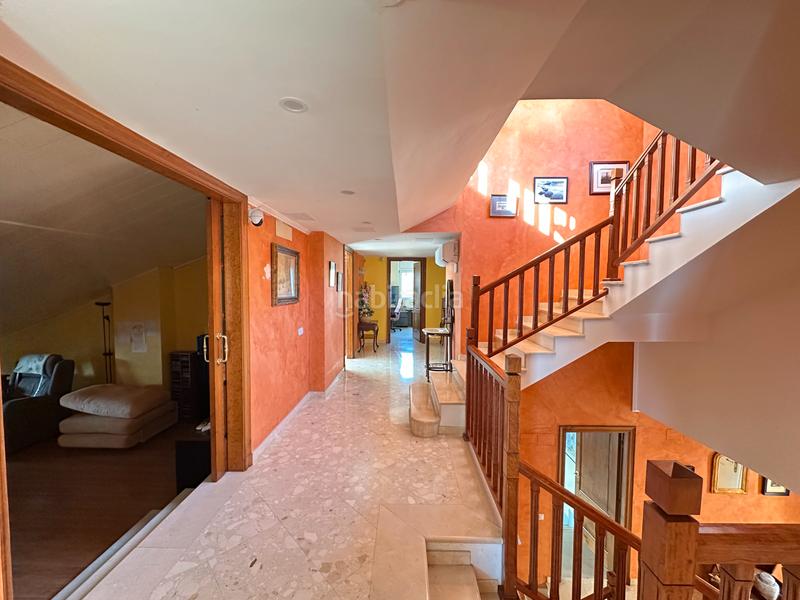 Foto ac484ab8-866f-4dd7-b8a6-d01281c669c4. House with fireplace heating parking pool in Mas Ram Badalona