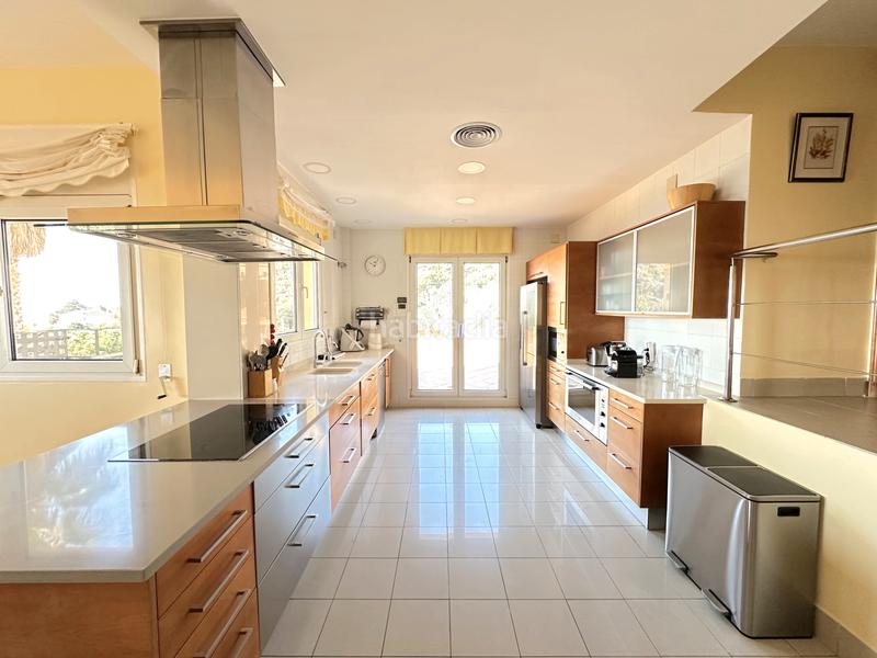 Foto af0979a3-2a9d-470a-97ab-5b8c2527acae. House with fireplace heating parking pool in Mas Ram Badalona