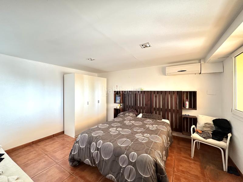 Foto b4e37012-eb97-4f16-ba5f-caa8a7623128. House with fireplace heating parking pool in Mas Ram Badalona