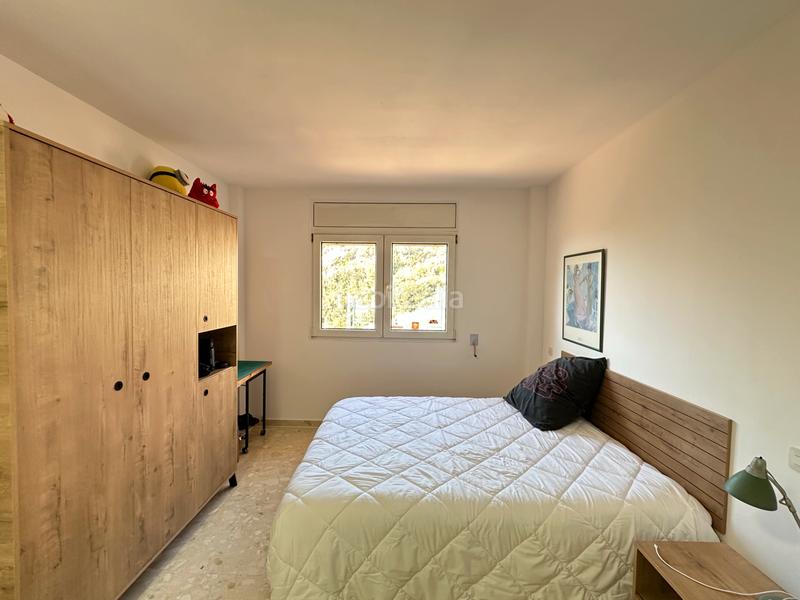 Foto f37e7f0f-0d9b-42d5-afad-26d97382ad02. House with fireplace heating parking pool in Mas Ram Badalona