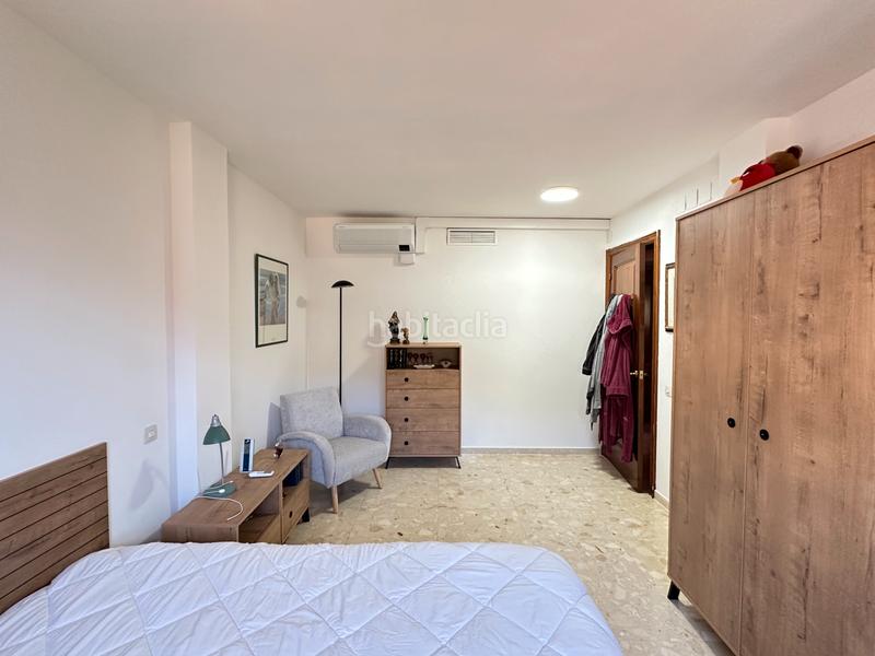 Foto c7f69052-96f1-4726-8c3d-f22ffe9283e3. Maison avec cheminée chauffage parking piscine dans Badalona