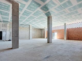 Geschäftsraum in Port. Obra nueva