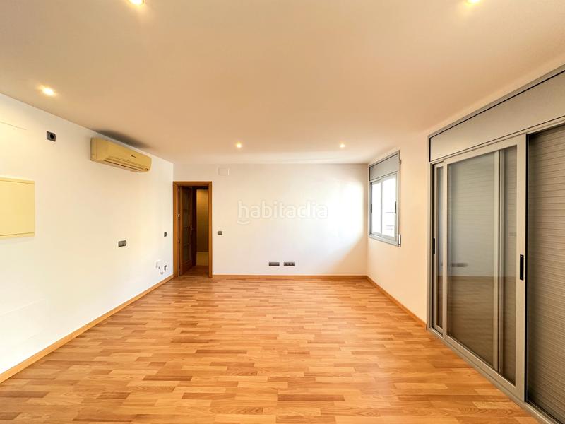 Foto de3988b0-e867-4608-b00c-c729ce8f58ed. Piso con gran terraza en Progrés - Pep Ventura Badalona
