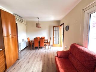 Appartement dans Llefi. Con terraza