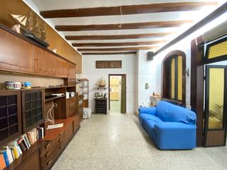 Zweistöckige Wohnung in Raval