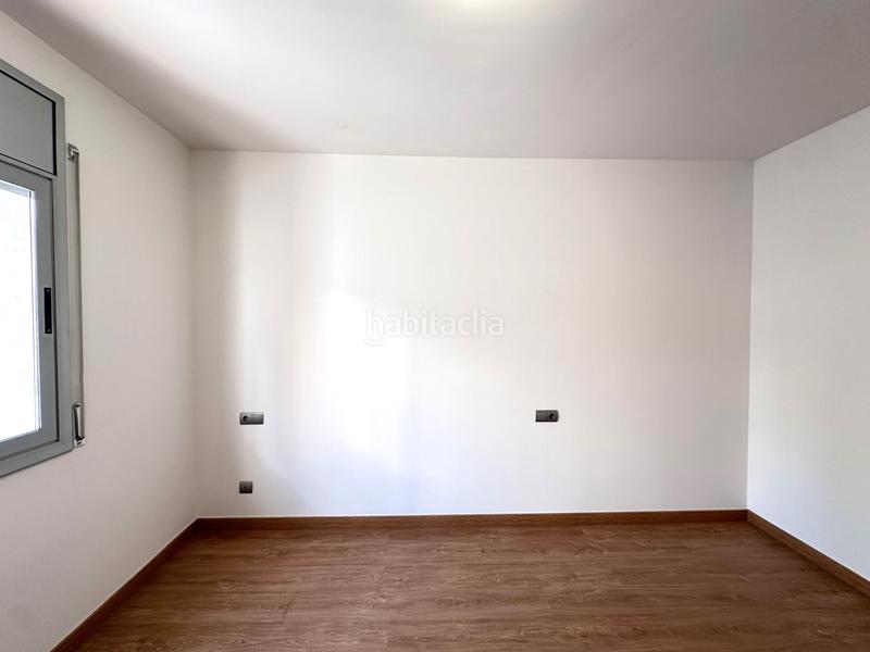 Foto 2ffcdcce-da70-43d6-a006-2a065fa25546. Zweistöckige wohnung mit heizung in Progrés - Pep Ventura Badalona